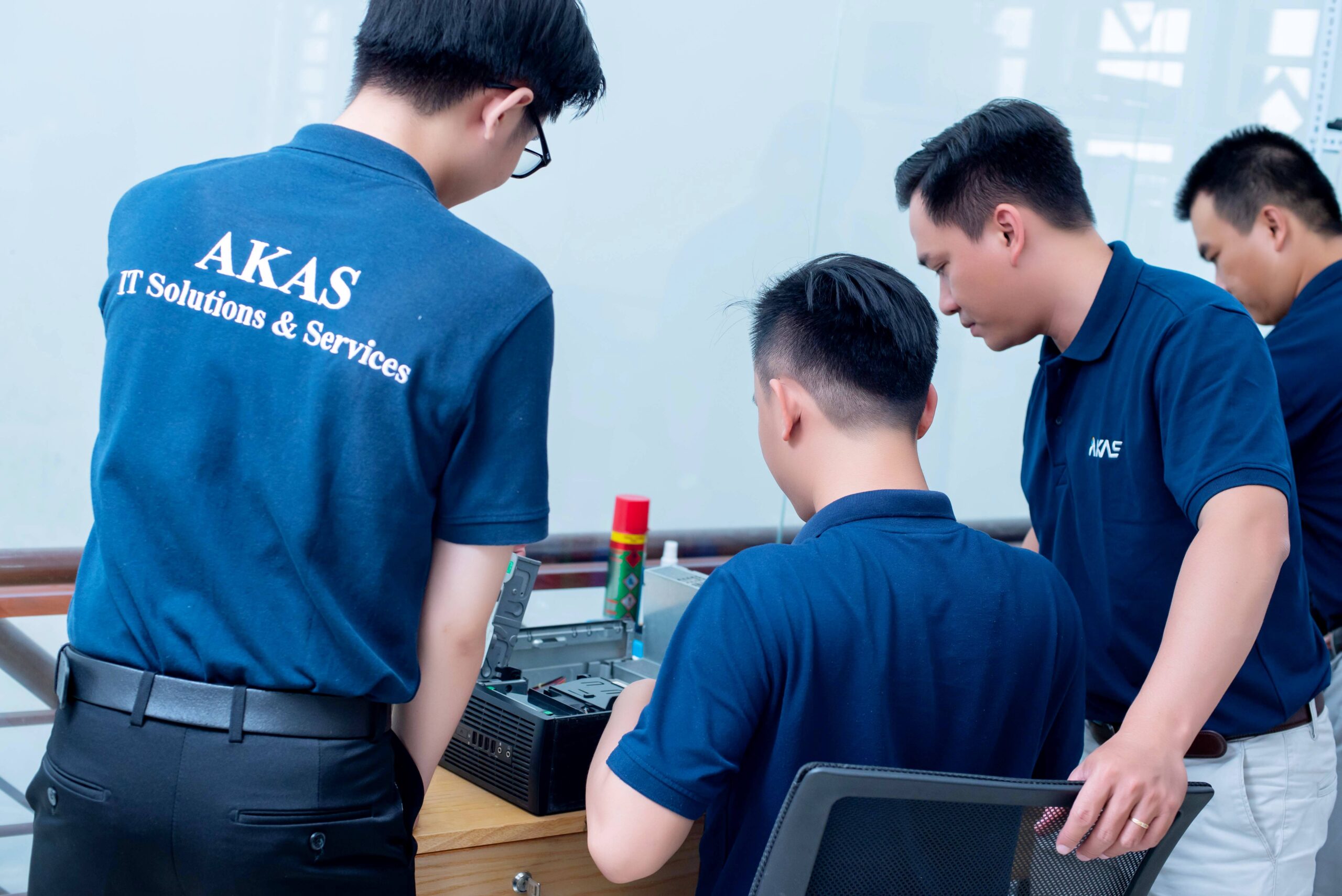 Dịch Vụ Bảo Trì Máy Chủ Server Trọn Gói 2026